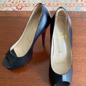 Christian Louboutin Very Prive Red Bottom Pumps